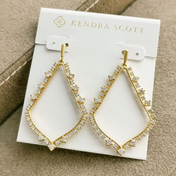 Kendra Scott Jewelry - NWT Kendra Scott Vintage Gold Sophee Crystal Drop